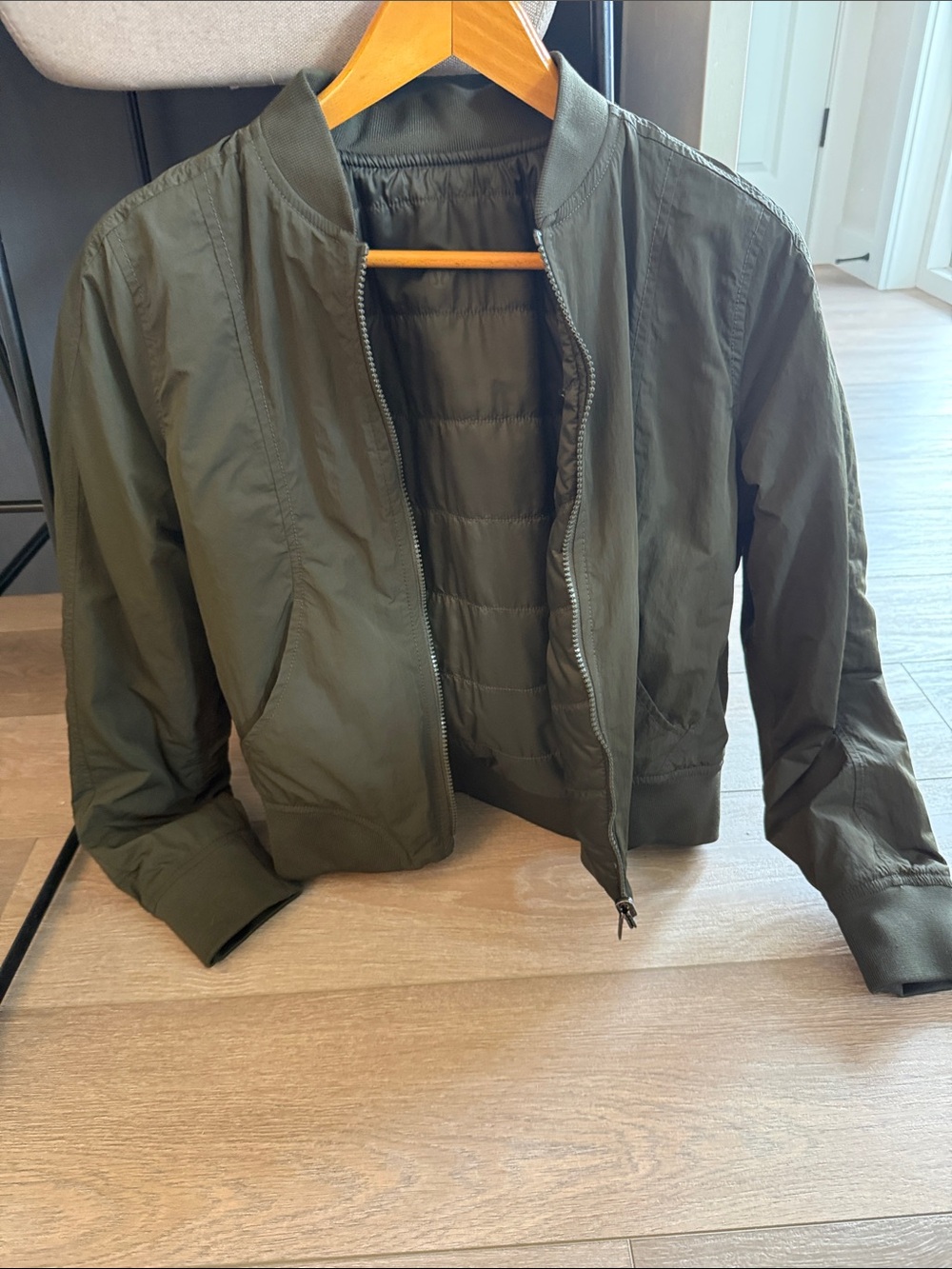 Lulumen  Olive Bomber Jacket - Lightweight Zip-Up